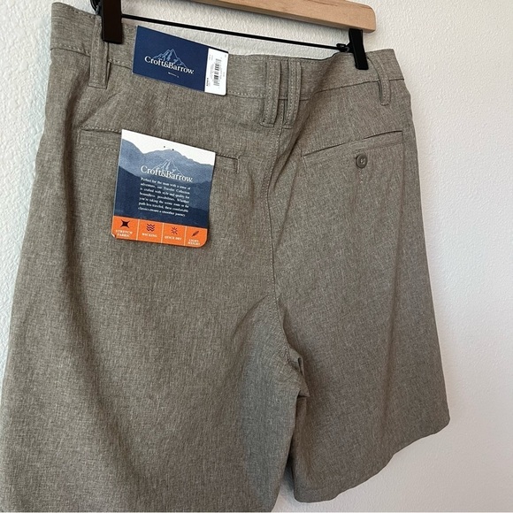 NWT Croft & Barrow Traveler Collection Tan Brown Light Weight Shorts- Size 32 - Picture 6 of 7